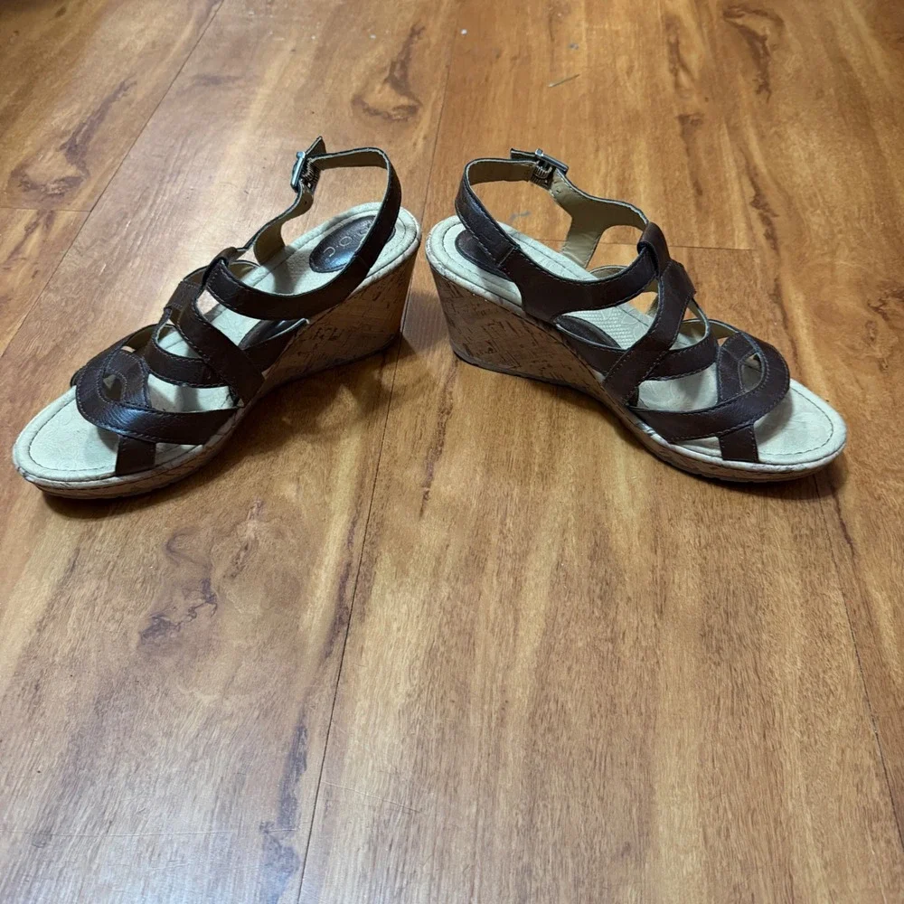 b.o.c. Wedge Sandals Women 10 Brown Z46106CIC18 Strappy Cork Heel Comfort Summer